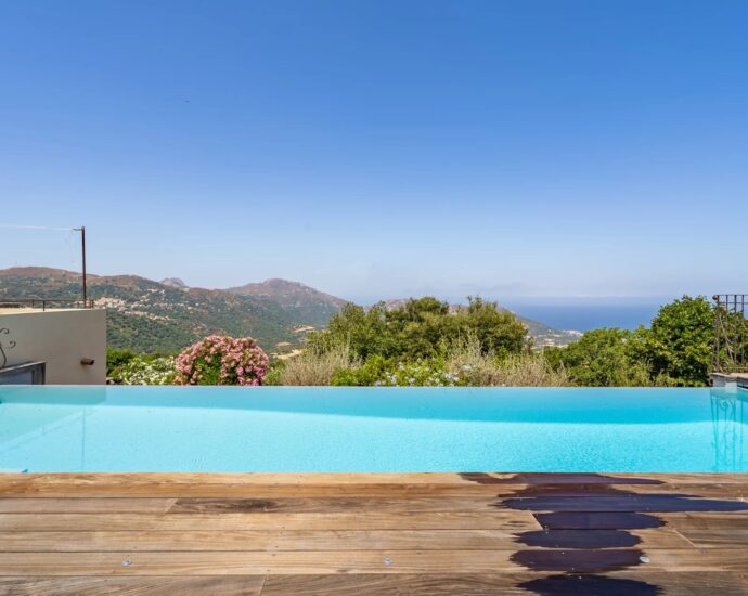 Sant’Antonino, villa type bergerie, 3 chambres, piscine, vue mer