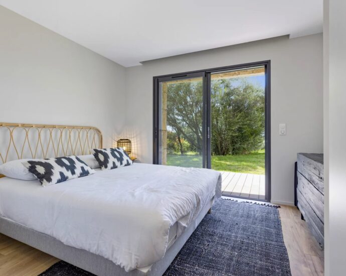 Porto-vecchio, villa 4 bedrooms, 1 children dormitory, swimming pool, sea view, Villa Saviu RL303