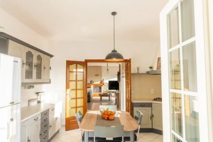 Porto-Vecchio. 3-Bedroom Villa with Studio. Panoramic View of the Port