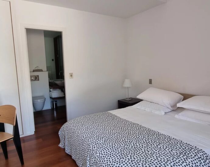 Cappiciola, Propriété pieds dans l’eau, 7 chambres, 2 piscines, accès direct à la plage, vue mer panoramique