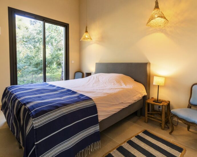 Porto-Vecchio, Marina Di Fiori,  Villa 4 chambres, piscine, vue mer, proche plage