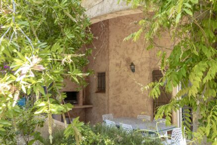 Sainte-Lucie de Porto-Vecchio, Propriété avec 3 maisons, piscine, proche fleuve et plage de Pinarello