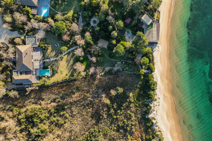 Plage de Cala Rossa, Villa 6 chambres, pied dans l’eau, piscine, Alzu di Cala Rossa