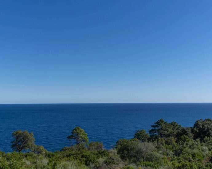 Exclusivité, Tarco, Villa vue mer,  8 chambres, piscine chauffée, salle de sport, proche plage