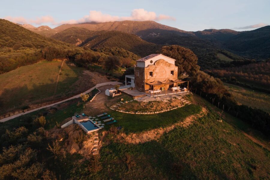 Propriano, villa 3 chambres, piscine, vue mer et montagnes, proche plage