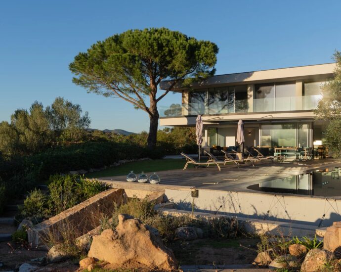 Porto Vecchio, Arasu, Villa 6 chambres,  vue mer, piscine, proche plage