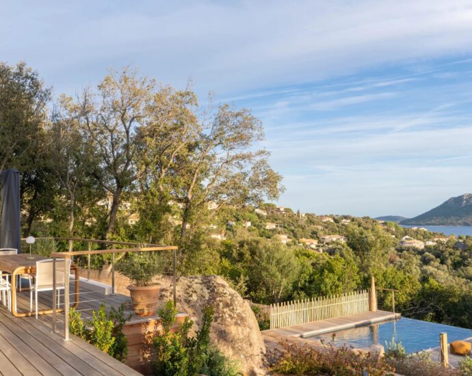 Porto-Vecchio, Marina Di Fiori,  Villa 4 chambres, piscine, vue mer, proche plage