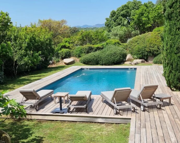 Cappiciola, Propriété pieds dans l’eau, 7 chambres, 2 piscines, accès direct à la plage, vue mer panoramique