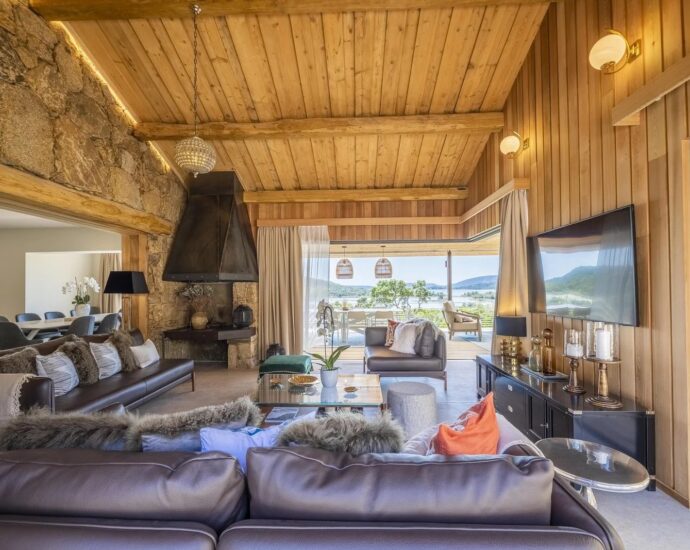 Villa 9 chambres, Arasu, Saint-Cyprien, piscine, vue mer, plage à pied, RL363 Villa Terra di Corsica