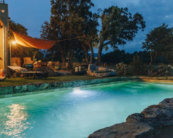 Balagne, Pigna, Villa 3 chambres, piscine, plage à pied