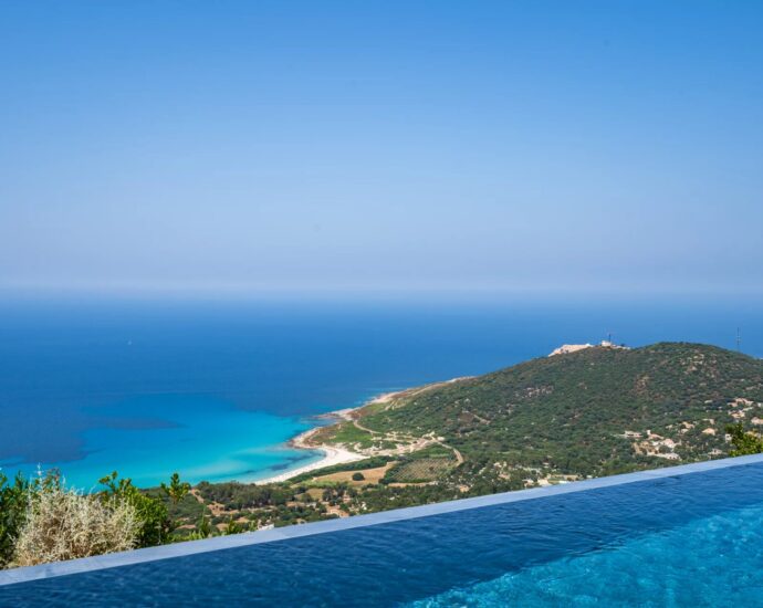 Corbara , 4 Bedrooms, Pool,  sea view