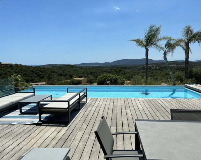 Porto-Vecchio, Villa 4 bedrooms, Mountain view and sea view,