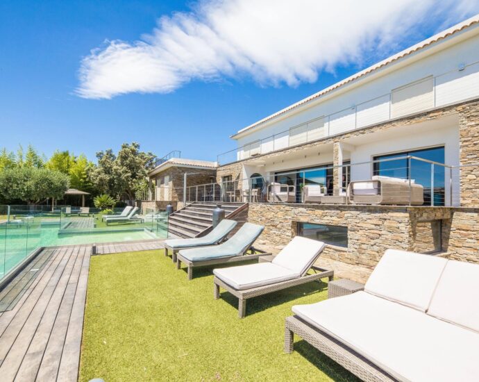 Porto-Vecchio, Golfo di sogno, villa 6 chambres, pied dans l&rsquo;eau, RL260 Villa Golfo di Sogno