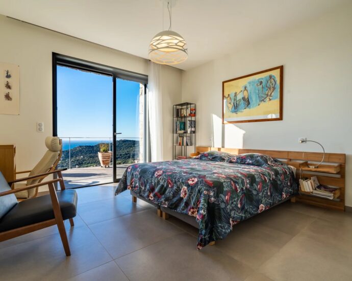 Lumio, Villa d’architecte, 6 chambres, vue mer panoramique, piscine chauffée, proche des plages