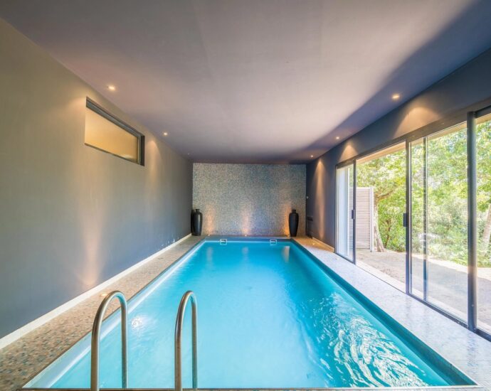 Porto-Vecchio, Golfo di sogno, villa 6 chambres, pied dans l&rsquo;eau, RL260 Villa Golfo di Sogno