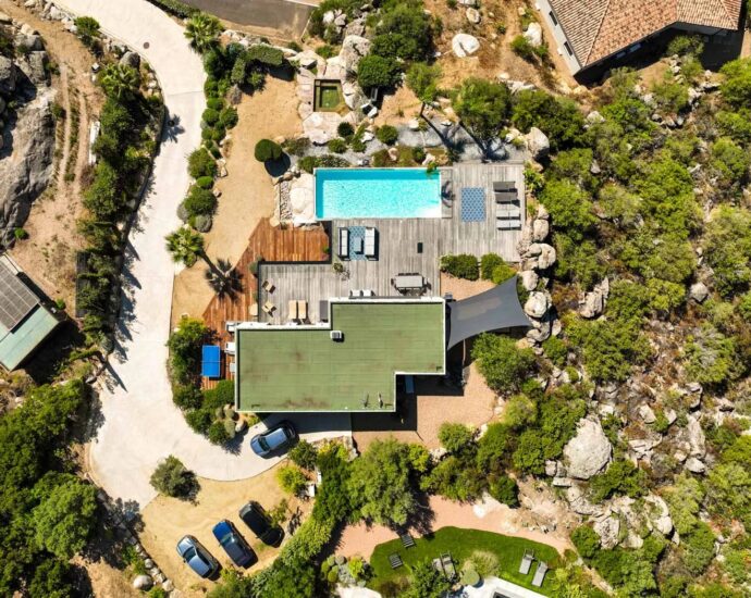 Porto-Vecchio, Villa 4 bedrooms, Mountain view and sea view,