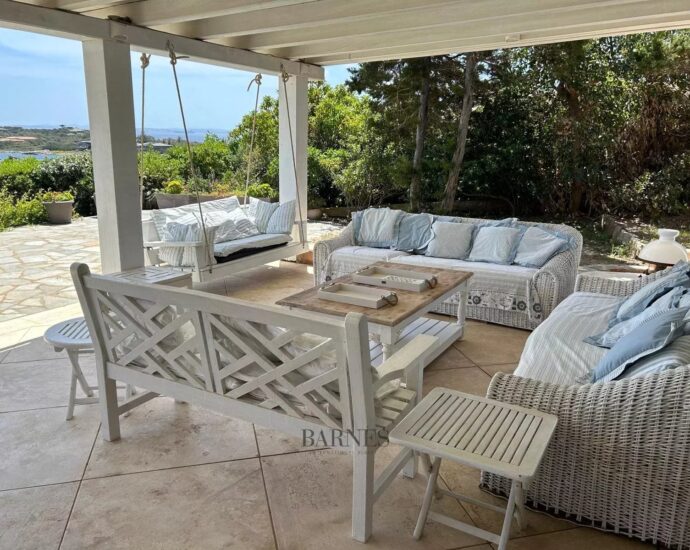 Cavallo island – Villa panoramic sea view – 3 bedrooms