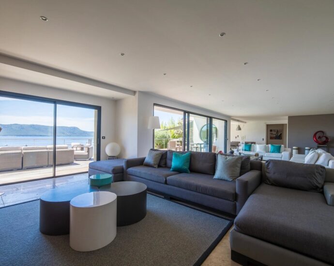 Porto-Vecchio, Golfo di sogno, villa 6 chambres, pied dans l&rsquo;eau, RL260 Villa Golfo di Sogno