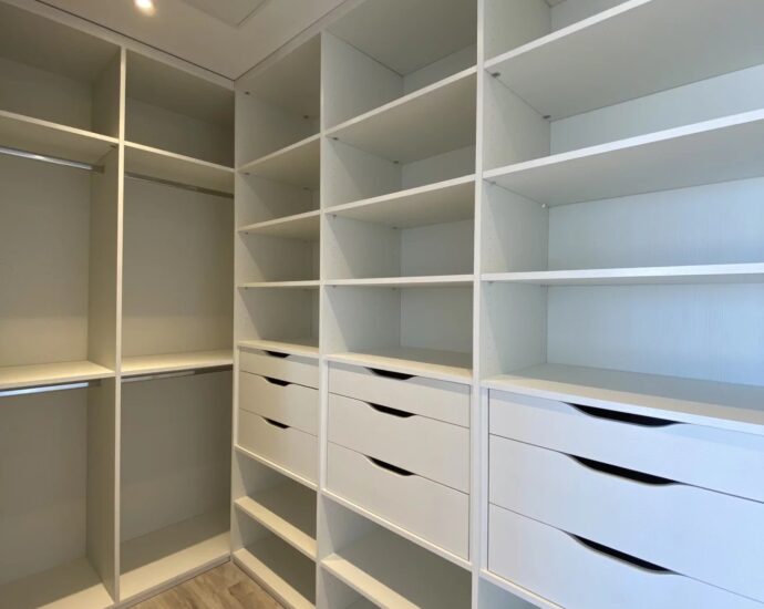 Villata, 5 bedroom semi-detached villa with pool and sea view, RL309 Villata