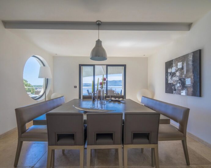 Porto-Vecchio, Golfo di sogno, villa 6 chambres, pied dans l&rsquo;eau, RL260 Villa Golfo di Sogno