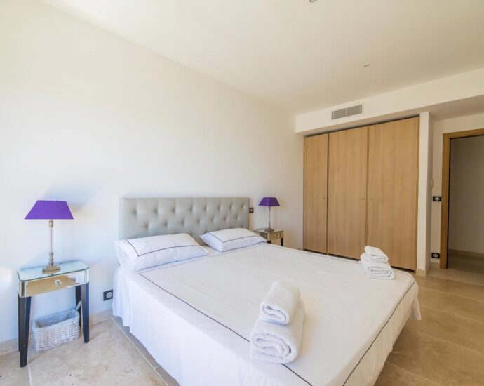 Porto-Vecchio, Golfo di sogno, villa 6 chambres, pied dans l&rsquo;eau, RL260 Villa Golfo di Sogno