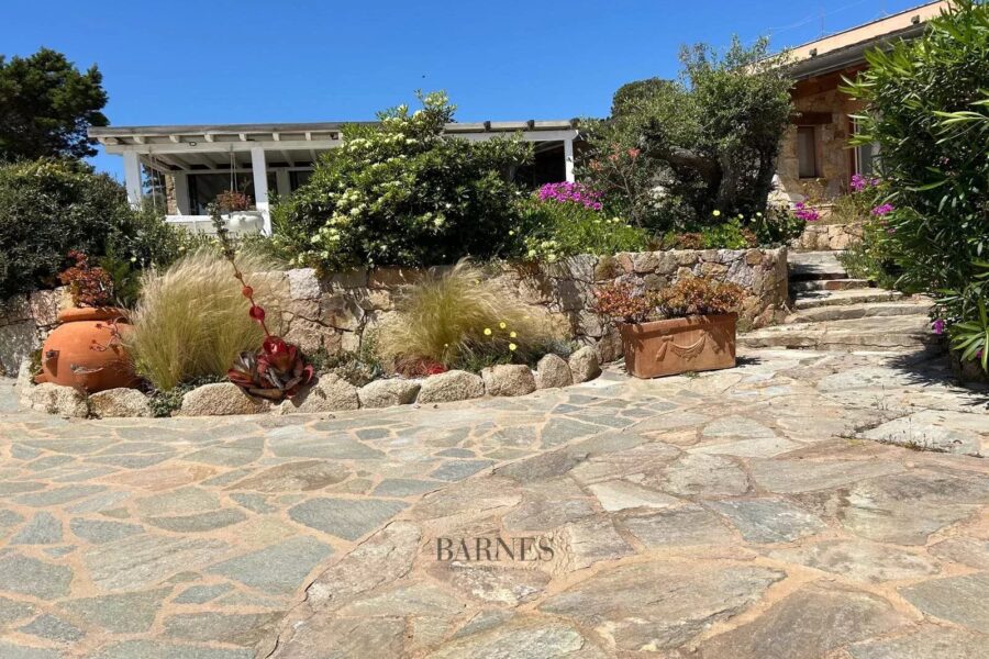 Cavallo island – Villa panoramic sea view – 3 bedrooms