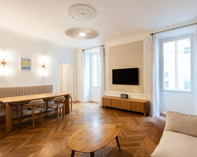 Exclusivité, Ajaccio, Appartement de 3 chambres, résidence privée, plage à pied