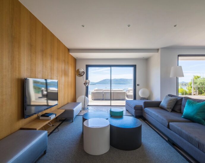 Porto-Vecchio, Golfo di sogno, villa 6 chambres, pied dans l&rsquo;eau, RL260 Villa Golfo di Sogno