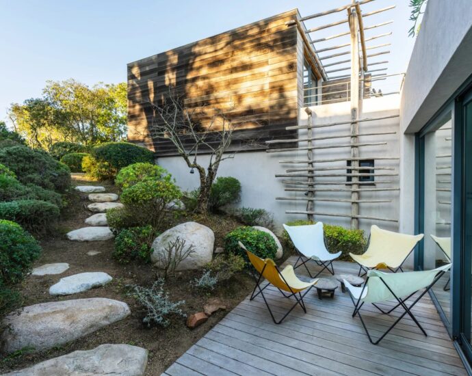 Exclusivity, Exceptional waterfront property, Rare opportunity, Porto-Vecchio, Domaine de Cala Rossa, 7-bedroom, 7 bathroom villa with pool