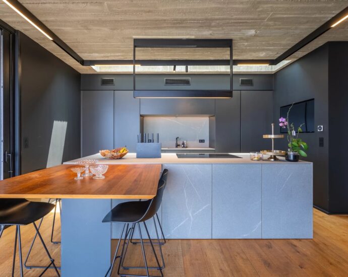 Corbara , 4 Bedrooms, Pool,  sea view