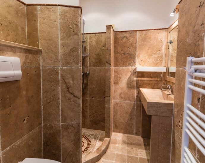 Palombaggia, 6-Bedroom Villa, Private Beach Access, Pool, Sea View, Close to Beach