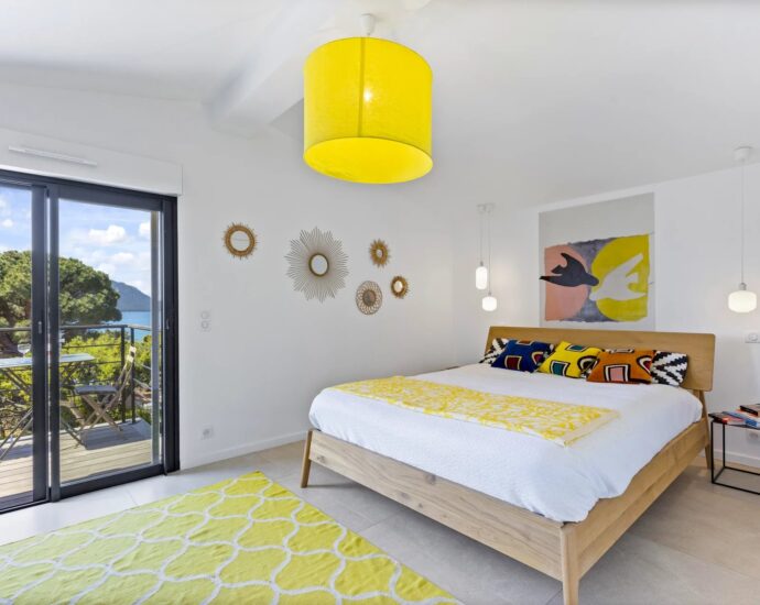 Porto-Vecchio, Domaine de Cala Rossa, villa 6 bedrooms, swimming pool and nearby the beach, Villa Cala Rossa RL304