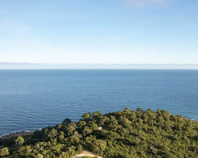 Exclusivité, Tarco, Villa vue mer,  8 chambres, piscine chauffée, salle de sport, proche plage