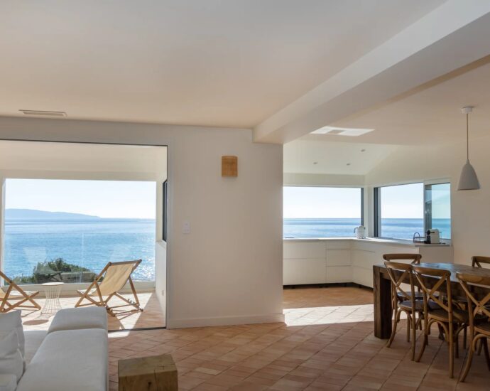 Sagone, Villa  6 chambres, pied dans l&rsquo;eau, RL352 Casa Palmyra