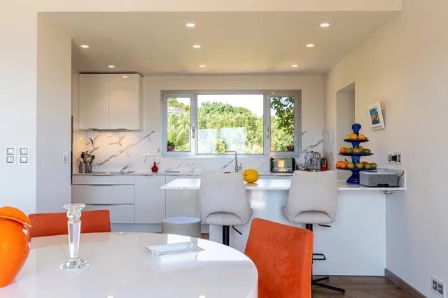 Bonifacio, Cala Longa , Villa 6 rooms, swimming pool, sea view, RL357 Marina Di Cavu