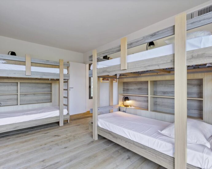 Arasu, villa 4 bedrooms, pool and near beach, RL333 Sottano