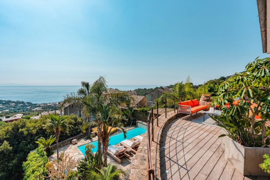 Erbalunga, 4 bedroom villa, panoramic sea view, pool