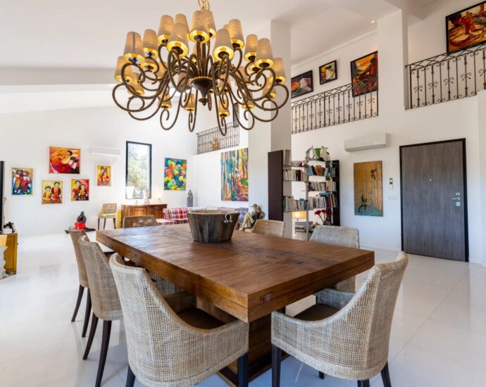 Porto-Vecchio, Duplex Apartment, 5 Bedrooms, Mountain View, Shared Pool