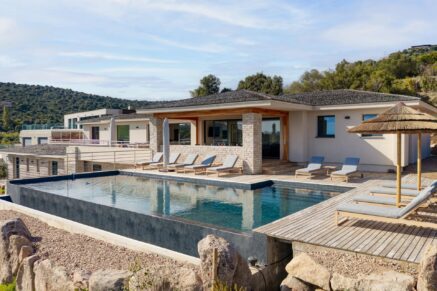 Porto-Vecchio, Palombaggia, Panoramic Sea View Villa, 7 Bedrooms, Gym, Heated Pool, Walking Distance to the Beach