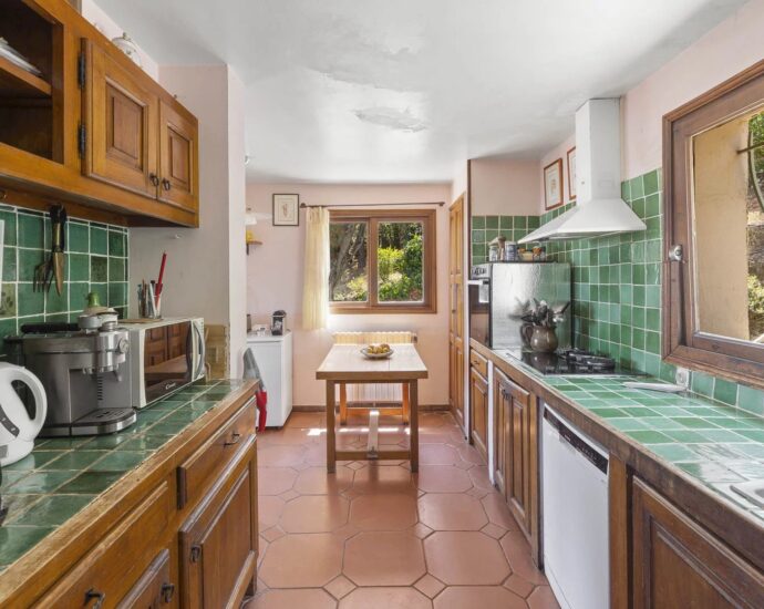 Porto-Vecchio, 8 Bedroom Villa, Sea View