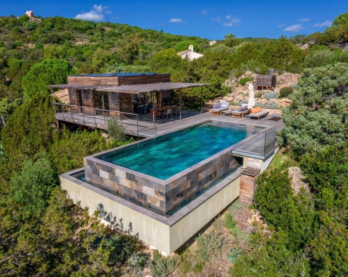 Porto Vecchio, Palombaggia, villa 4 chambres, piscine, vue mer et proche plage