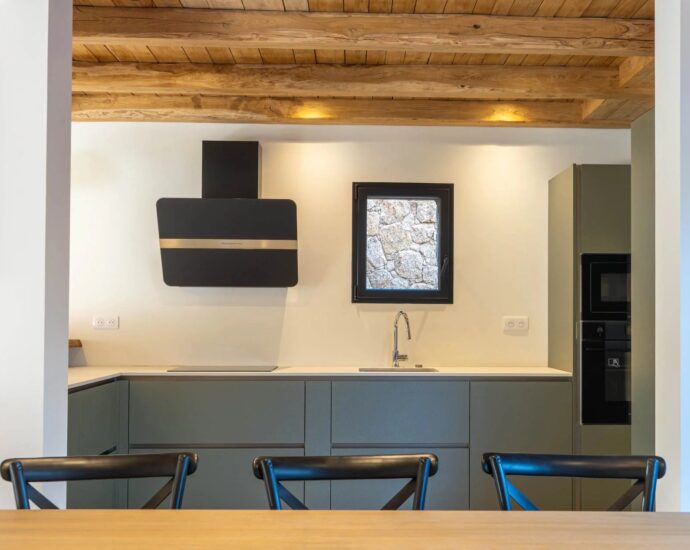 ZONZA, Villa, Bergerie Type, Swimming Pool