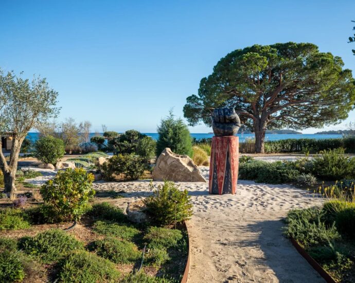 Caramontino, 6 bedrooms, pool, in front of the beach