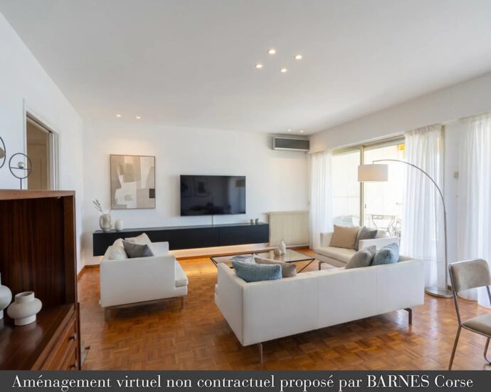 Exclusivité, Ajaccio, Appartement dans résidence privée, T2, terrasses, plage à pied