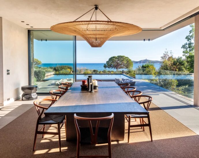 Caramontino, 6 bedrooms, pool, in front of the beach