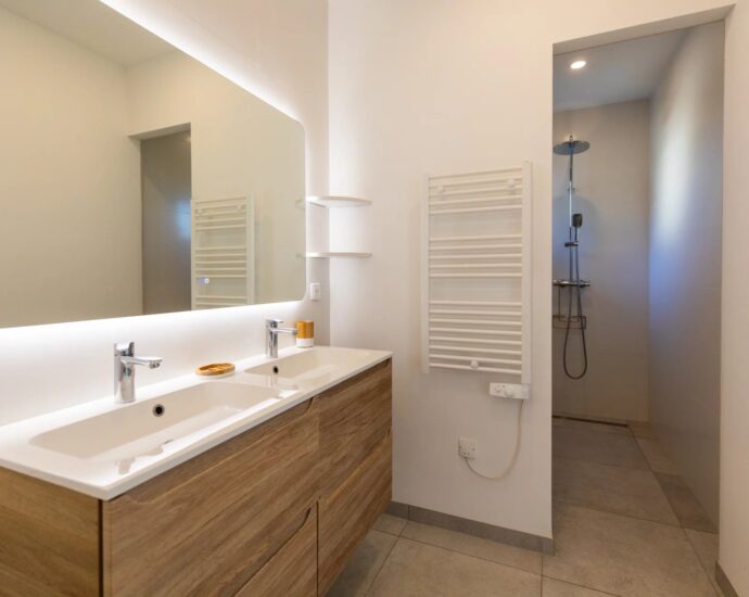 Porto Vecchio, Palombaggia, 3 bedroom villa, swimming pool, sea view and beach on foot