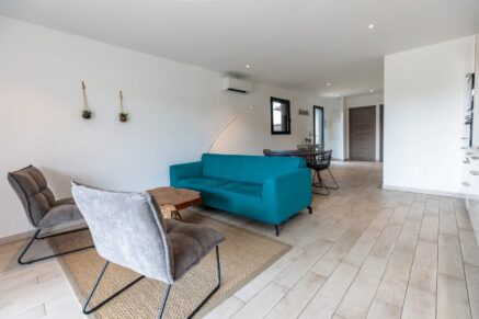 Lecci, Cala Rossa, Villa de 3 chambres avec piscine chauffée et plage à pieds