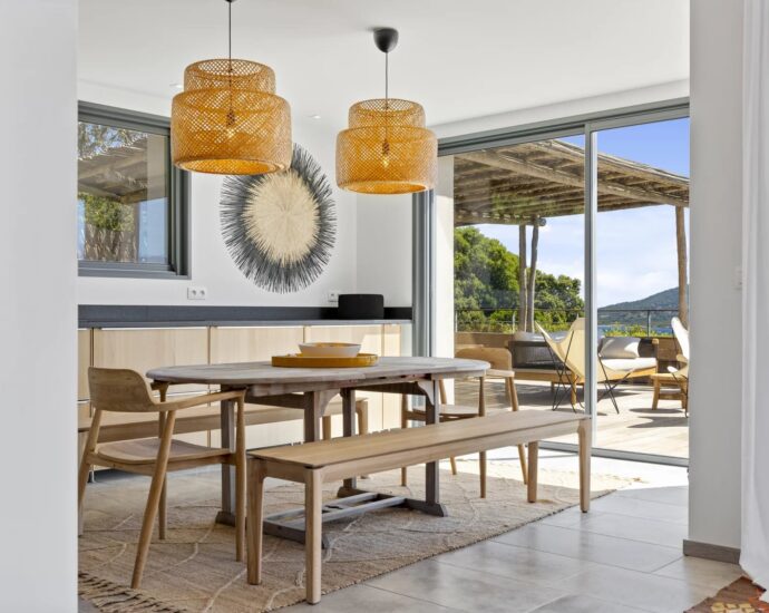 Domaine de Cala Rossa, villa  vue mer, 5 chambres, piscine chauffée, plage à pieds