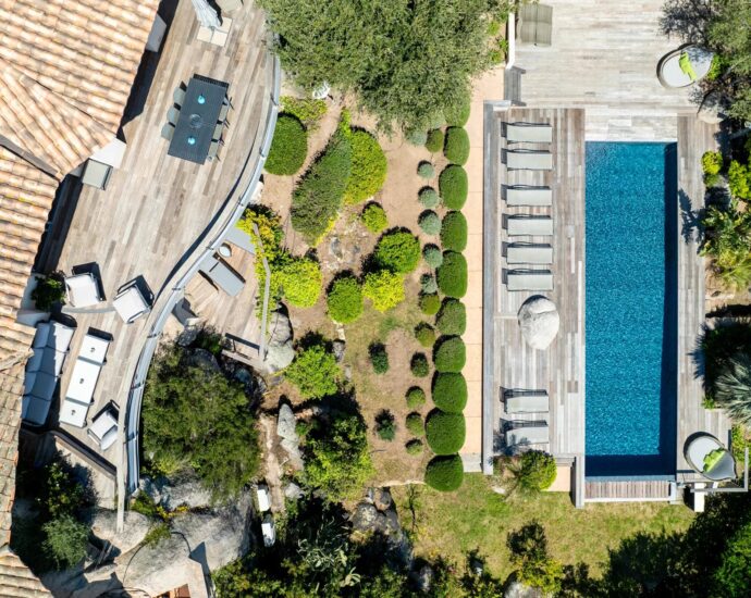 Bonifacio, Cala Longa , Villa 6 rooms, swimming pool, sea view, RL357 Marina Di Cavu