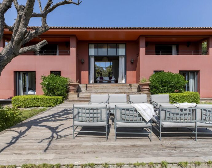 Porto Vecchio, Domaine de Cala Rossa, 6 bedroom villa, swimming pool, sea view